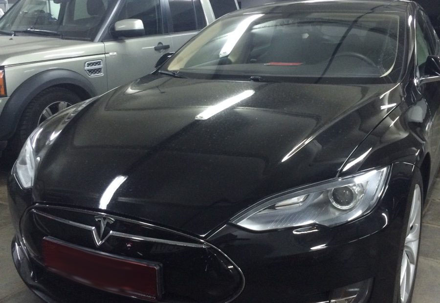 Полировка, защитное покрытие Ceramic Pro и защитные пленки на Tesla S