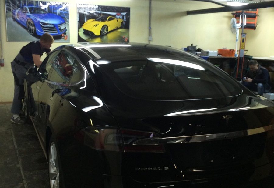 Полировка, защитное покрытие Ceramic Pro и защитные пленки на Tesla S